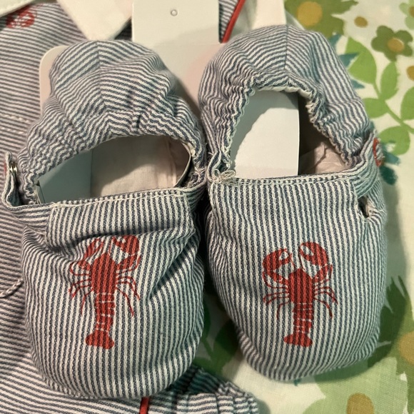 Tommy Bahama lobster outfit - Picture 3 of 4